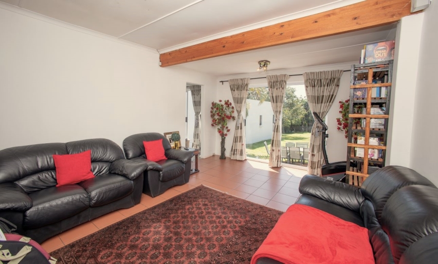 5 Bedroom Property for Sale in Nahoon Eastern Cape